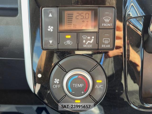 Daihatsu TANTO 2013-11 8545618-6
