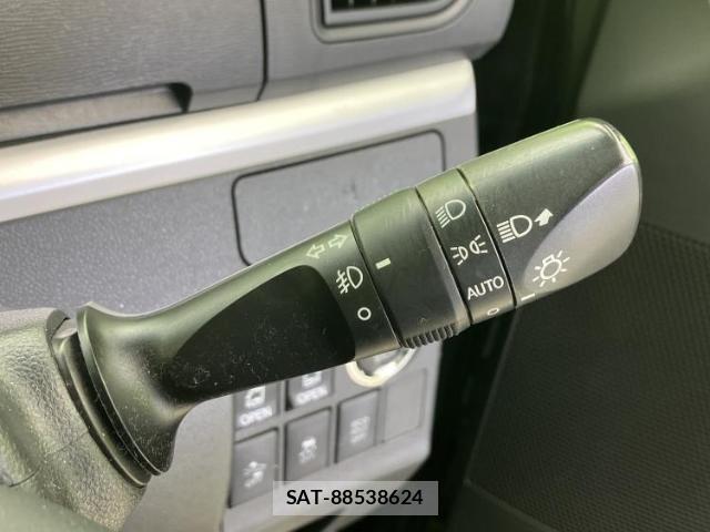 Daihatsu TANTO 2015-06 8546934-16