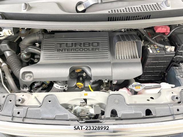 Daihatsu TANTO 2018-10 8547221-17
