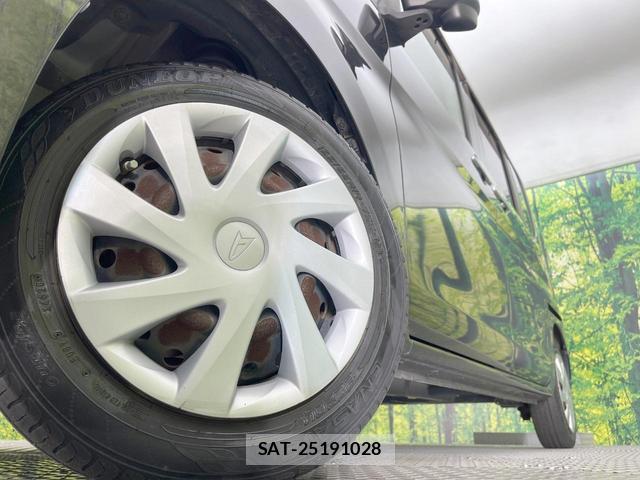 Daihatsu TANTO 2017-11 8547698-12