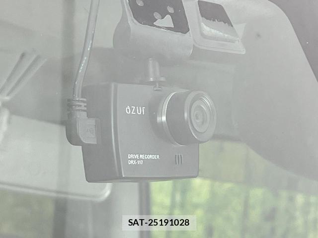 Daihatsu TANTO 2017-11 8547698-6