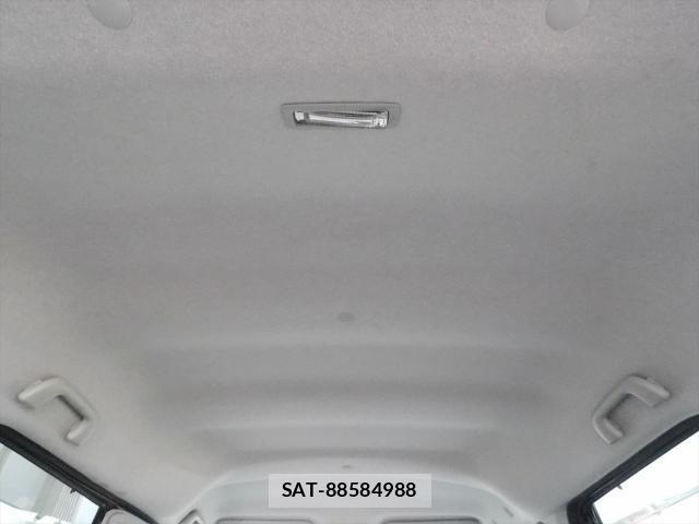 Daihatsu TANTO 2017-12 8549038-16