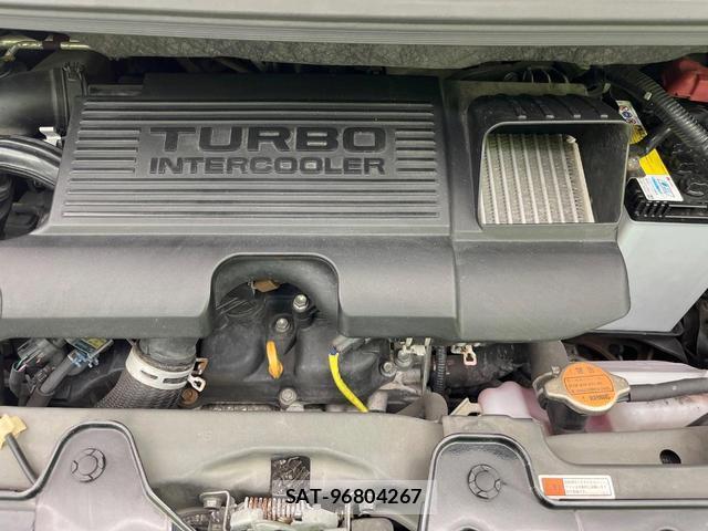 Daihatsu TANTO 2016-02 8549817-18
