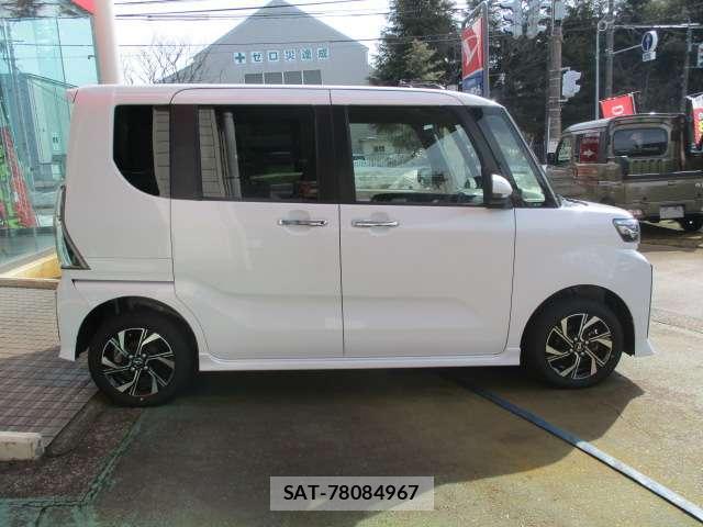 Daihatsu TANTO 2022-10 8549973-9