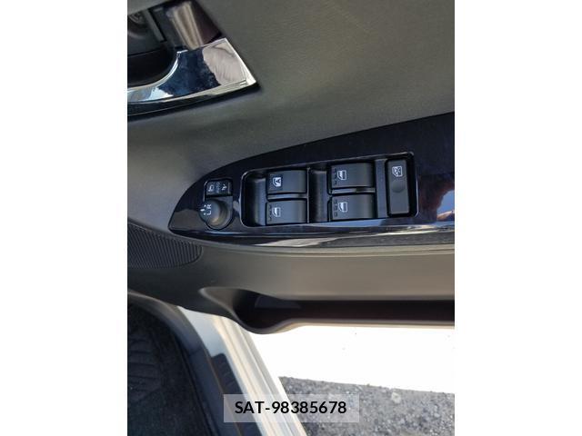 Daihatsu TANTO 2019-04 8550485-12