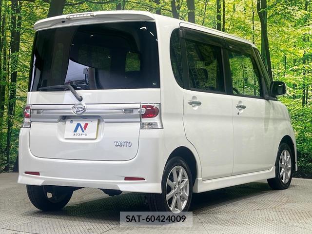 Daihatsu TANTO 2011-10 8550918-17