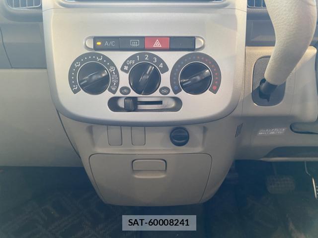 Daihatsu TANTO 2011-03 8551325-10