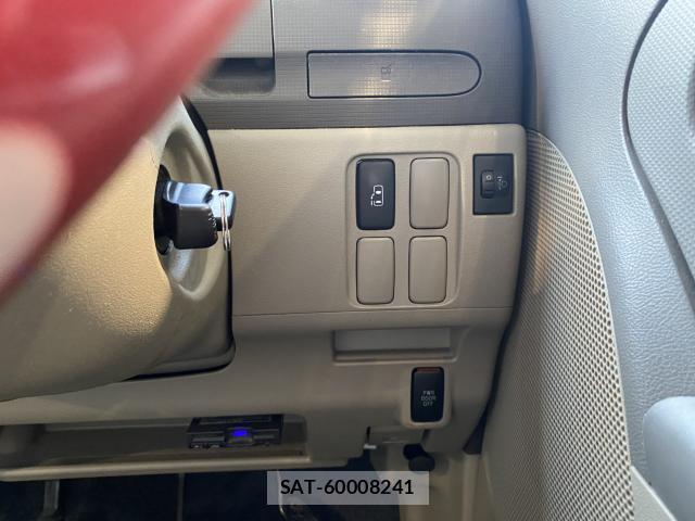 Daihatsu TANTO 2011-03 8551325-11