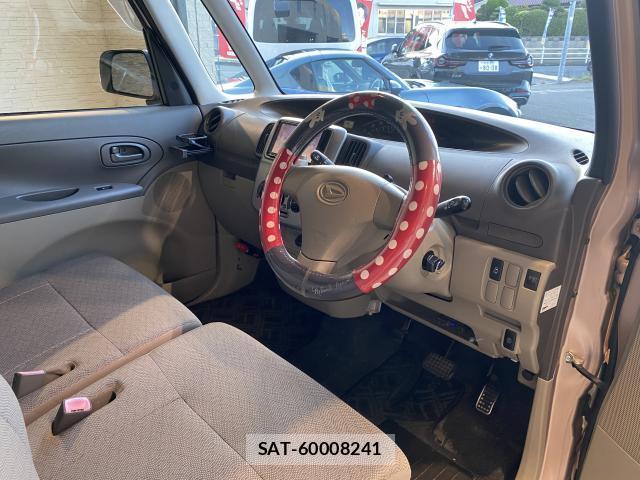 Daihatsu TANTO 2011-03 8551325-14