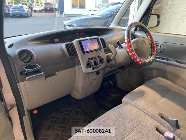 Daihatsu TANTO 2011-03 8551325-15