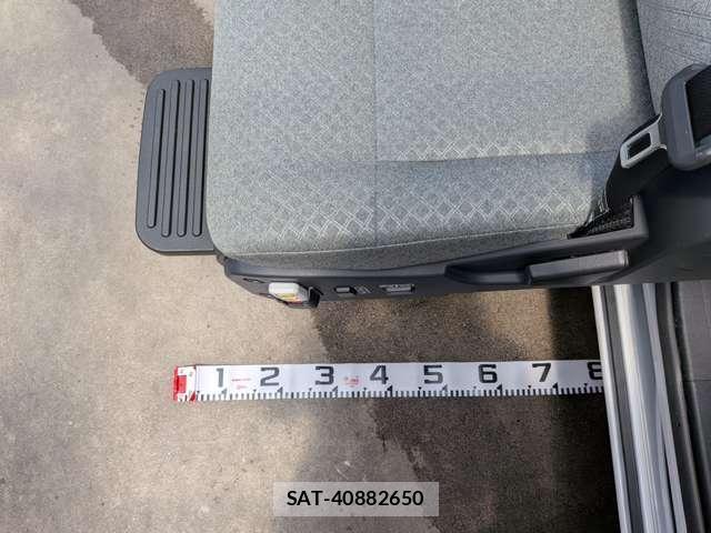 Daihatsu TANTO 2019-09 8551346-12