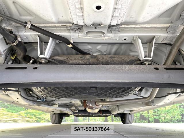 Daihatsu TANTO 2021-11 8551398-18