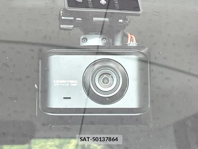Daihatsu TANTO 2021-11 8551398-5