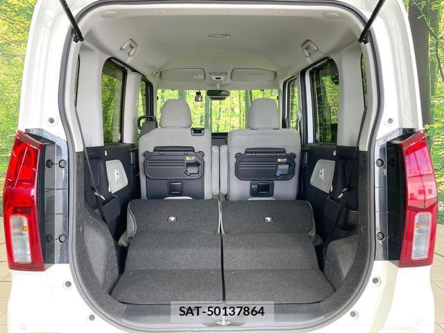 Daihatsu TANTO 2021-11 8551398-9