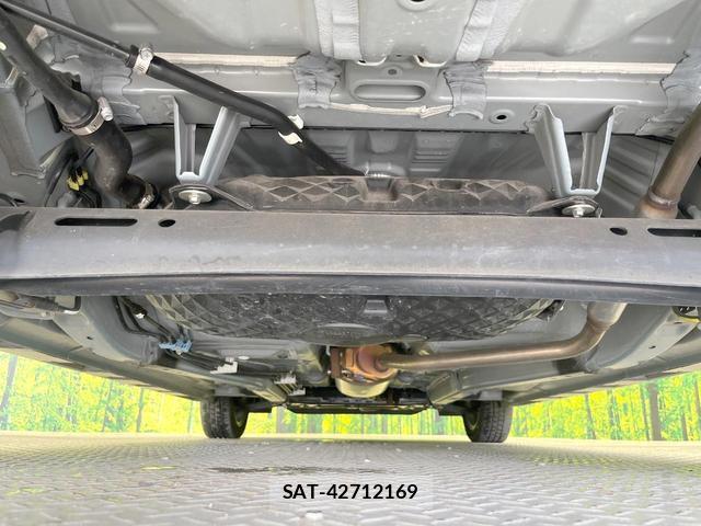 Daihatsu TANTO 2023-05 8551745-18