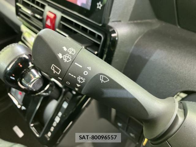 Daihatsu TANTO 2022-11 8552239-16