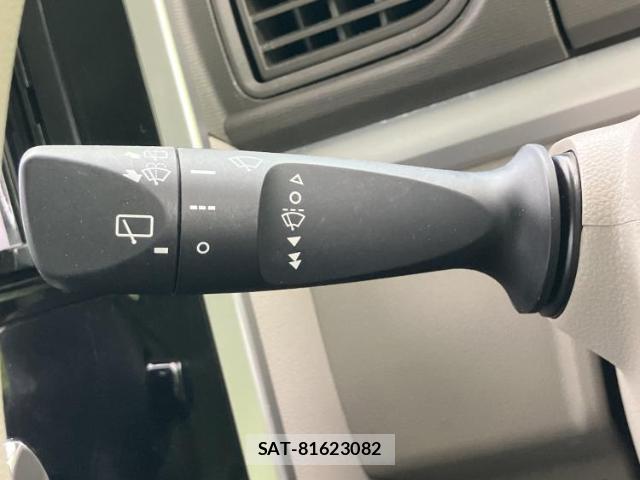 Daihatsu TANTO 2018-04 8552311-16