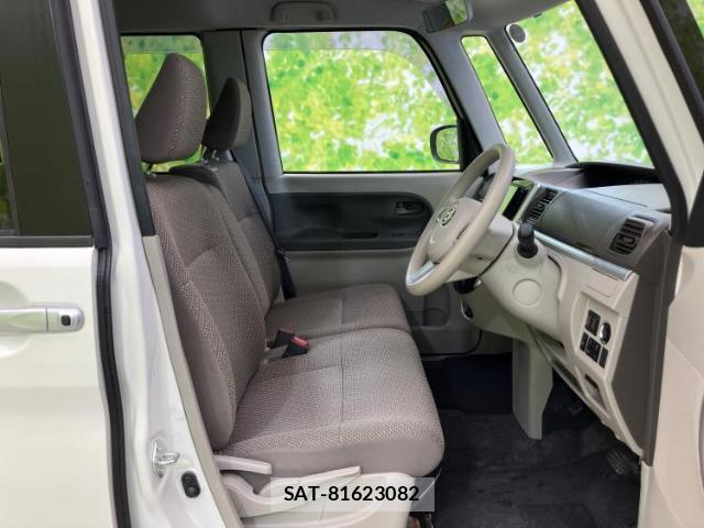 Daihatsu TANTO 2018-04 8552311-4