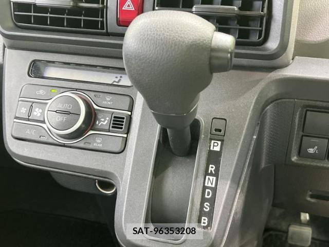 Daihatsu TANTO 2020-06 8552467-16
