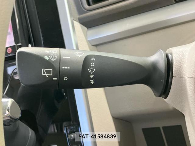 Daihatsu TANTO 2017-09 8552679-15
