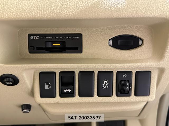 Nissan TEANA 2013-06 8552802-4