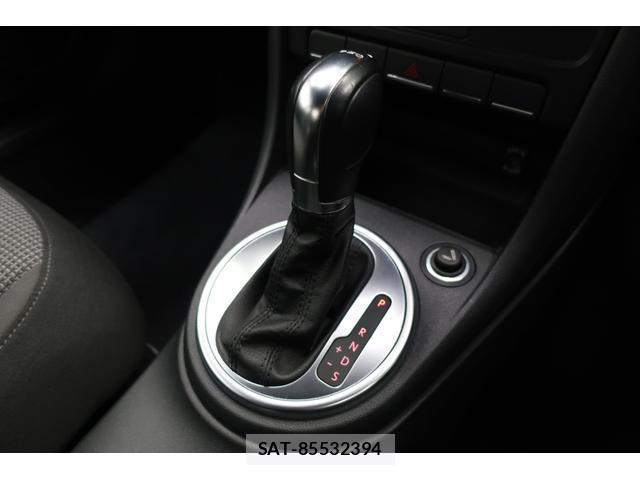 VolksWagen THE BEETLE 2015-02 8545519-8