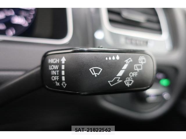 VolksWagen THE BEETLE 2018-03 8545522-11