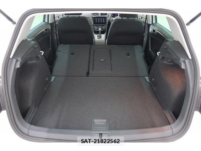 VolksWagen THE BEETLE 2018-03 8545522-14