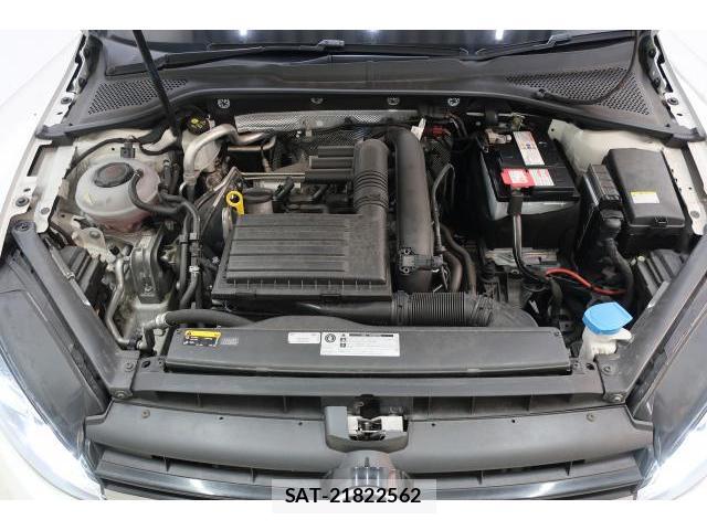 VolksWagen THE BEETLE 2018-03 8545522-15