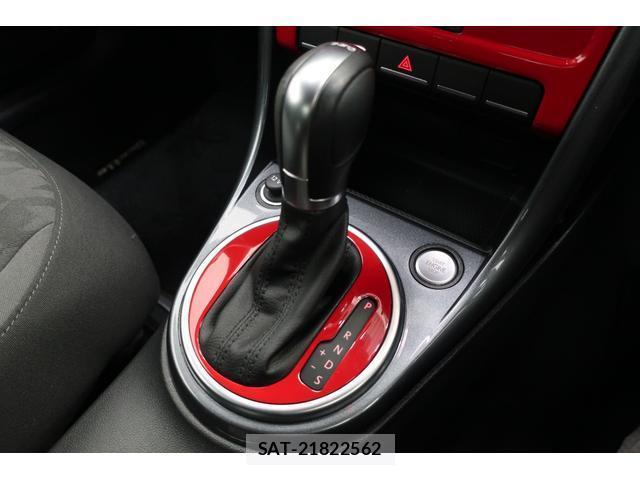 VolksWagen THE BEETLE 2018-03 8545522-9