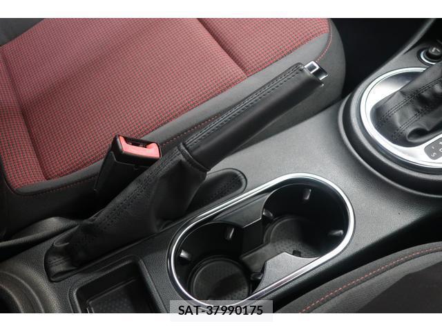 VolksWagen THE BEETLE 2014-03 8545524-9