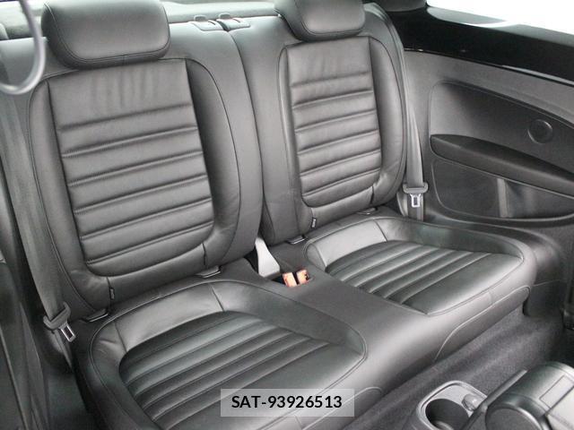 VolksWagen THE BEETLE 2015-11 8550095-11