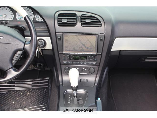 Ford Thunderbird 2004-05 8548643-17