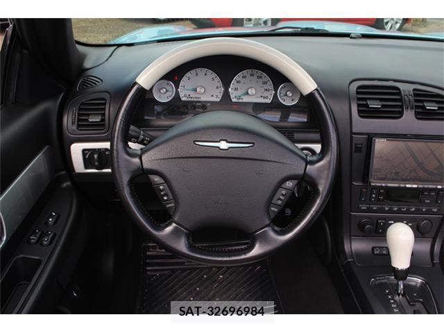 Ford Thunderbird 2004-05 8548643-19