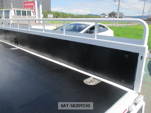 Mazda TITAN 2018-07 8545552-16
