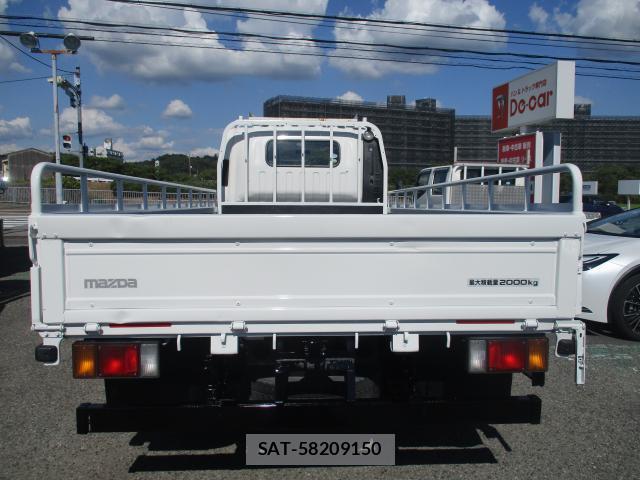 Mazda TITAN 2018-07 8545552-2