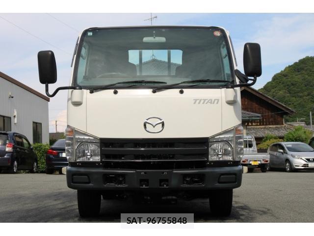 Mazda TITAN 2013-11 8548745-1