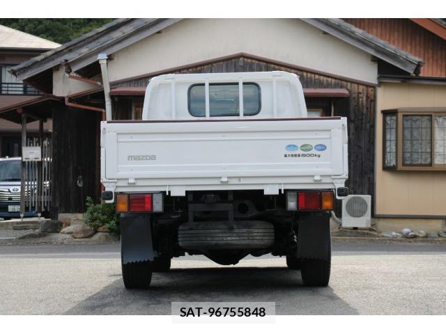 Mazda TITAN 2013-11 8548745-7