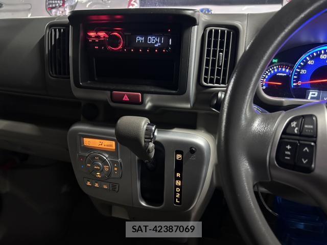 Mitsubishi TOWN BOX 2015-11 8551591-10