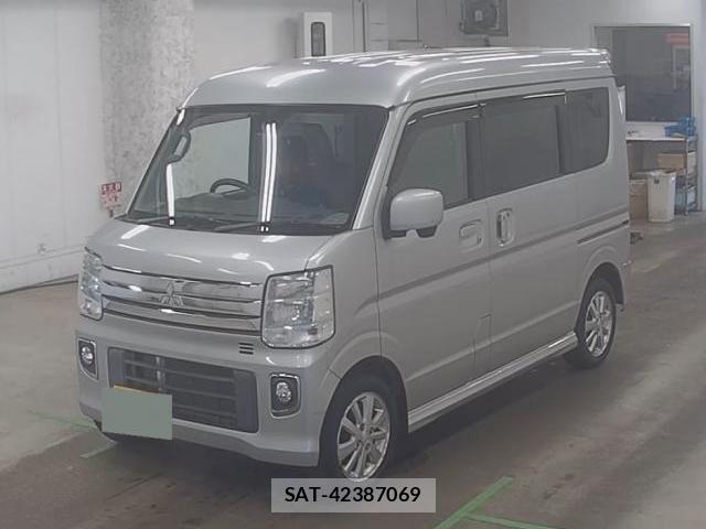 Mitsubishi TOWN BOX 2015-11 8551591-3