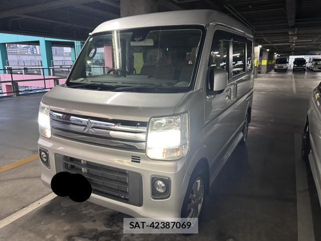 Mitsubishi TOWN BOX 2015-11 8551591-6