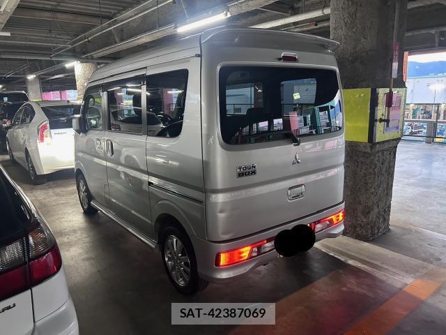 Mitsubishi TOWN BOX 2015-11 8551591-8