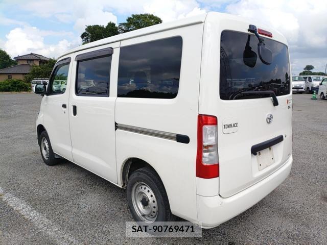 Toyota TOWNACE VAN 2021-08 8546539-4