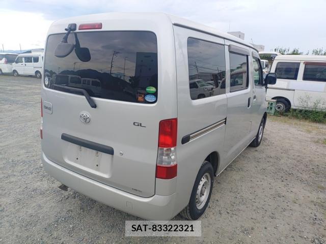 Toyota TOWNACE VAN 2017-08 8547584-2