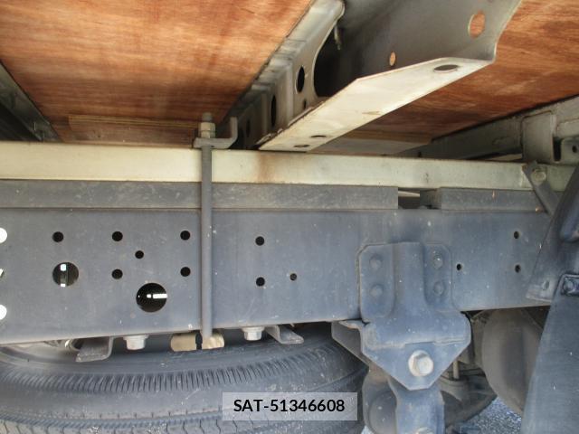 Toyota TOYOACE 2015-03 8545547-14