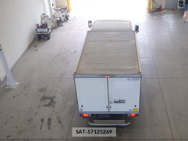 Toyota TOYOACE 2013-06 8549220-4