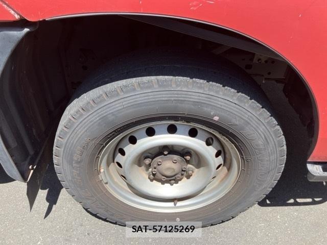 Toyota TOYOACE 2013-06 8549220-7