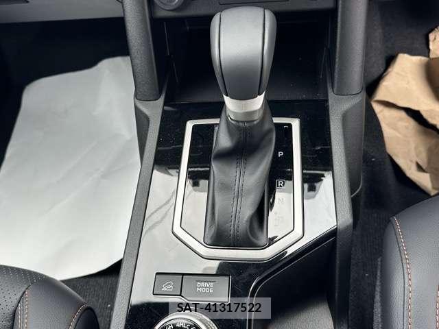 Mitsubishi TRITON 2025-09 8549107-17