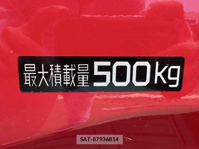 Mitsubishi TRITON 2025-09 8549116-8