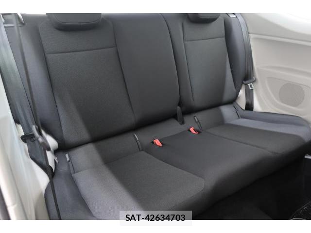 VolksWagen UP! 2019-10 8545517-13